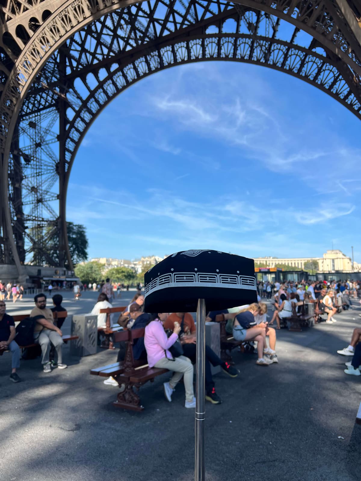 parisDestinationsTitle image 2